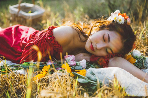 女生穿着暴露是否有目的？