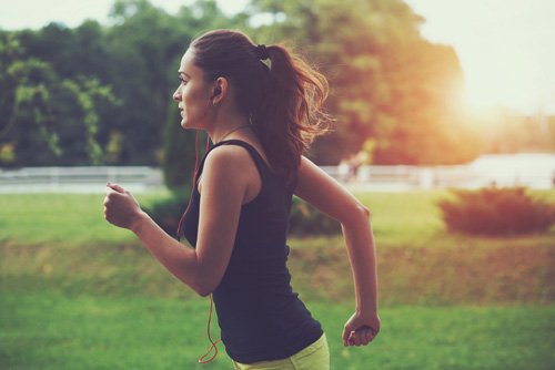 跑步是公认的最佳减肥方式：晨跑的5个好处