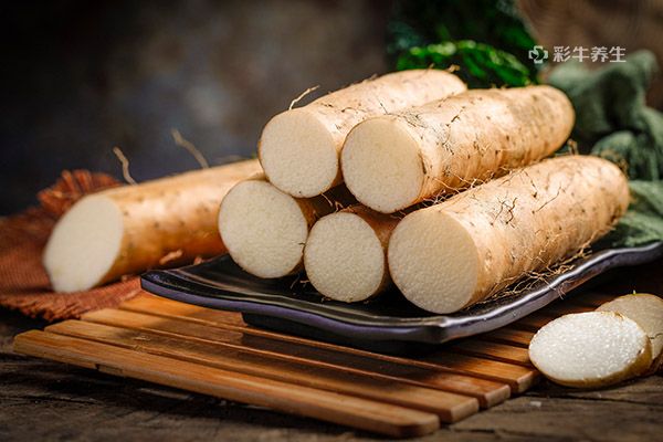 鲫鱼不能和什么一起吃