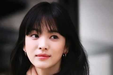 女生最喜欢男生摸哪里，女生最喜欢被摸的部位