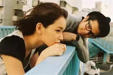 怎样看出女生故意很久才回信息