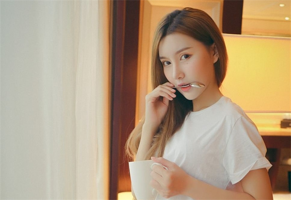 如何发现妻子有外遇 识别妻子不忠行为的方法