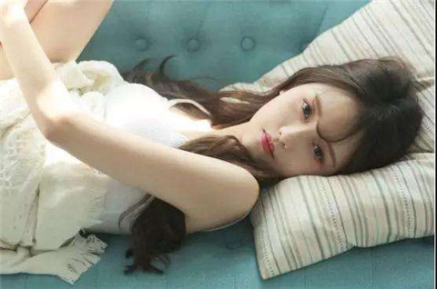 女生说不舒服怎么回复 女生说不舒服暗示什么