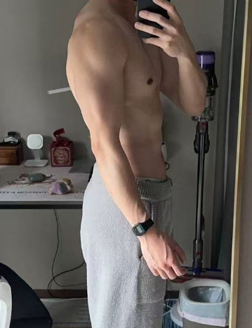 从取悦女生到成就自己：一个直男的觉醒之路