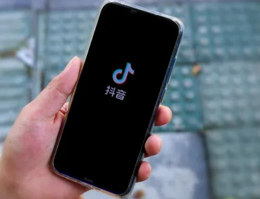 抖音必须绑定自己的银行卡吗？抖音涨粉是怎么赚钱的