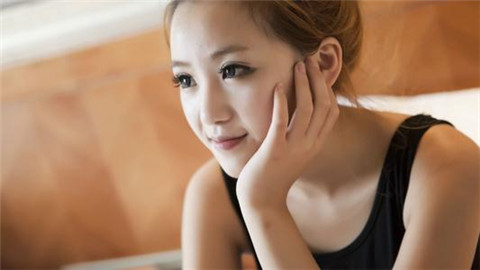 女生说累时如何回应？十大暖心高情商回复策略，让她心生敬佩！贴心温暖2025版