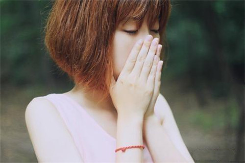女孩被动时：有效试探她感情的方法