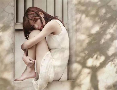 男朋友说没钱结婚让我等 一个男人的无奈