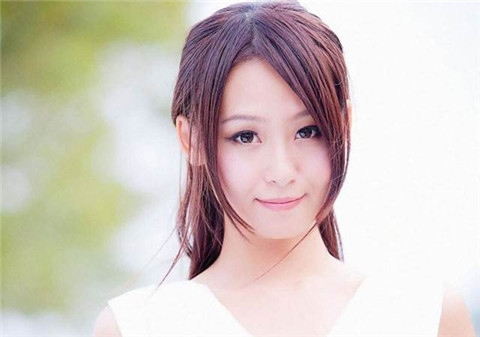 对感情果断洒脱的女生 果断分手且淡定的女人