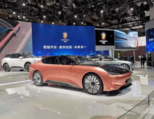 新车开120码伤车吗？新车三个月必须跑5000公里吗