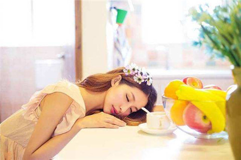 分手后怎么样追回前男友的心 学会归因