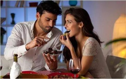 分手后怎么样追回前男友的心 学会归因