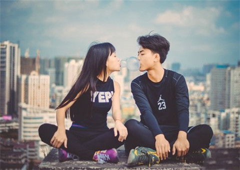 把男朋友心伤透了还能挽回吗 失去信任后还能修复男友的心吗？