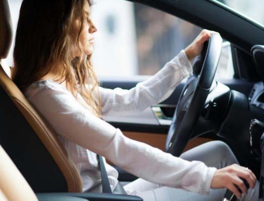 喝一口啤酒算酒驾么？喝啤酒多久开车不会说是酒驾