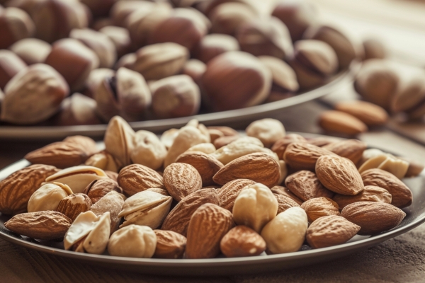 冬天吃坚果会上火吗