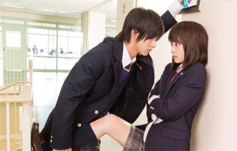 你爱的人不爱你怎么办 如果在爱情里你总是在演独角戏