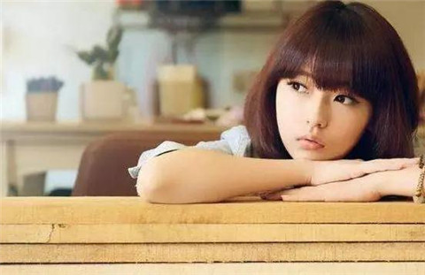 如何开启挽回前男友的对话 挽回前男友第一句话说什么