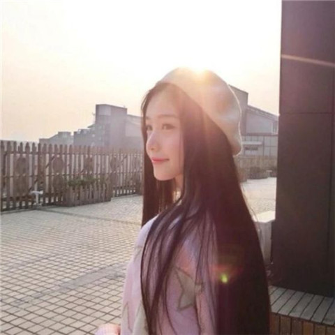 网恋男生动心了的表现 男生喜欢表现