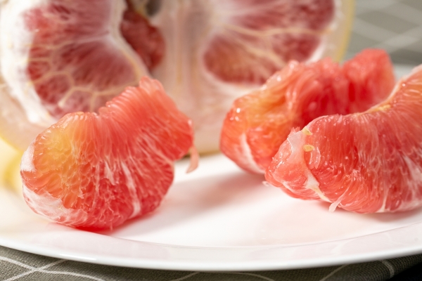 葡萄柚的抗氧化成分如何促进健康