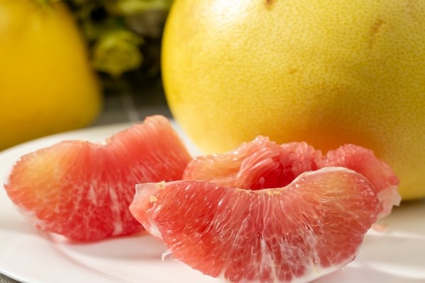 葡萄柚中的维生素C能帮助增强免疫力吗