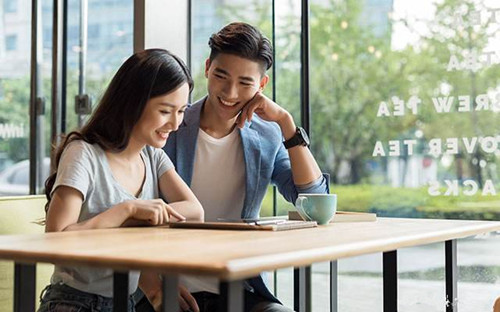 怎么判断男生有没有女朋友 看网友如何支招