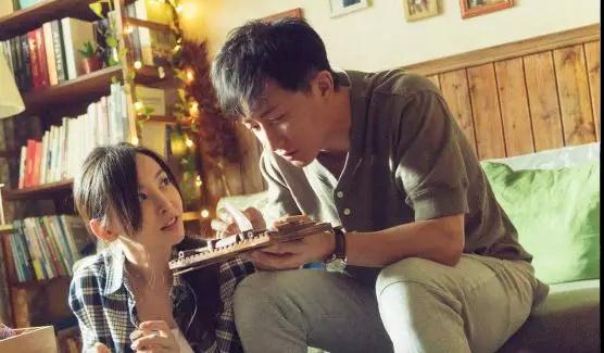 女友向男友借钱，怎么处理才不伤感情？