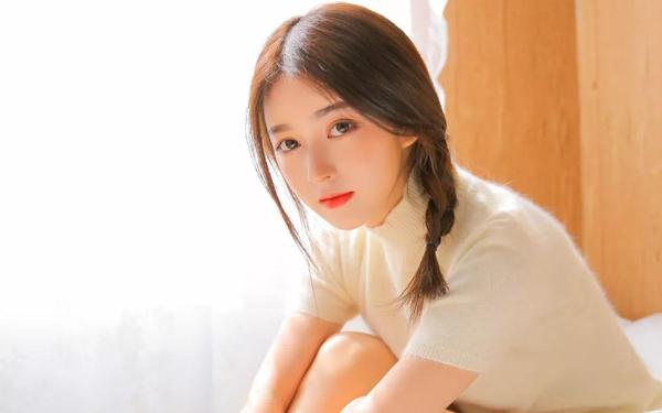 男生见到暗恋女生反应 男生面对暗恋对象的表现