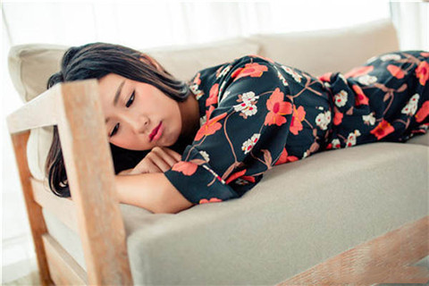 已婚男人联系前女友 出于什么样的心理