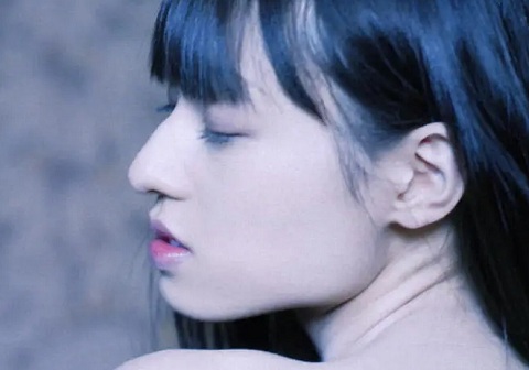 怎么第一次和女友接吻 简单三步骤教你做