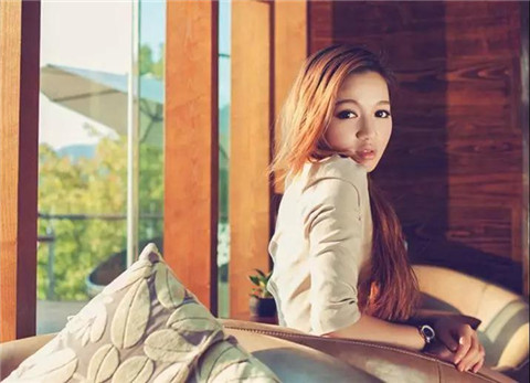如何应对女友的前任回归? 女朋友的前任回来找她怎么办
